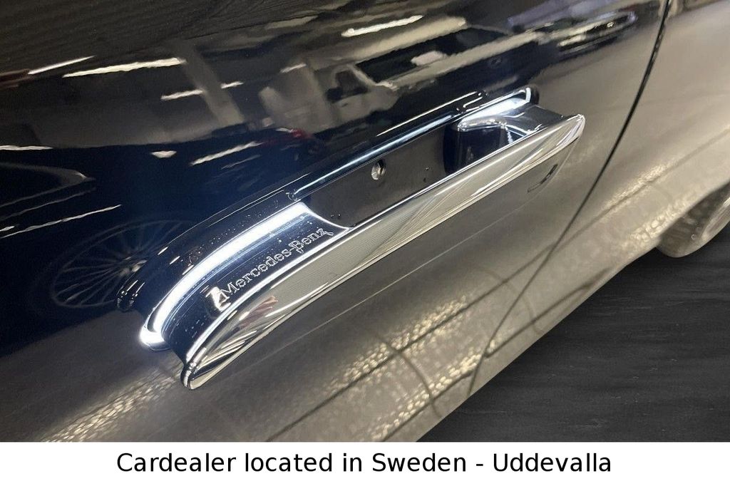 Mercedes-Benz E 300 2025