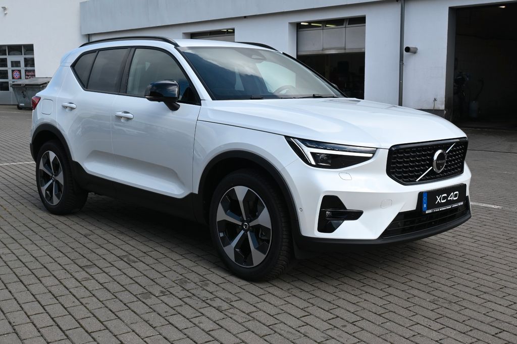 Volvo XC40 2024