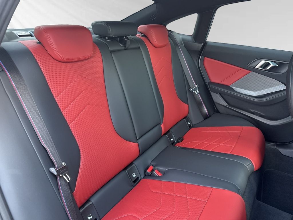 BMW M235 2024