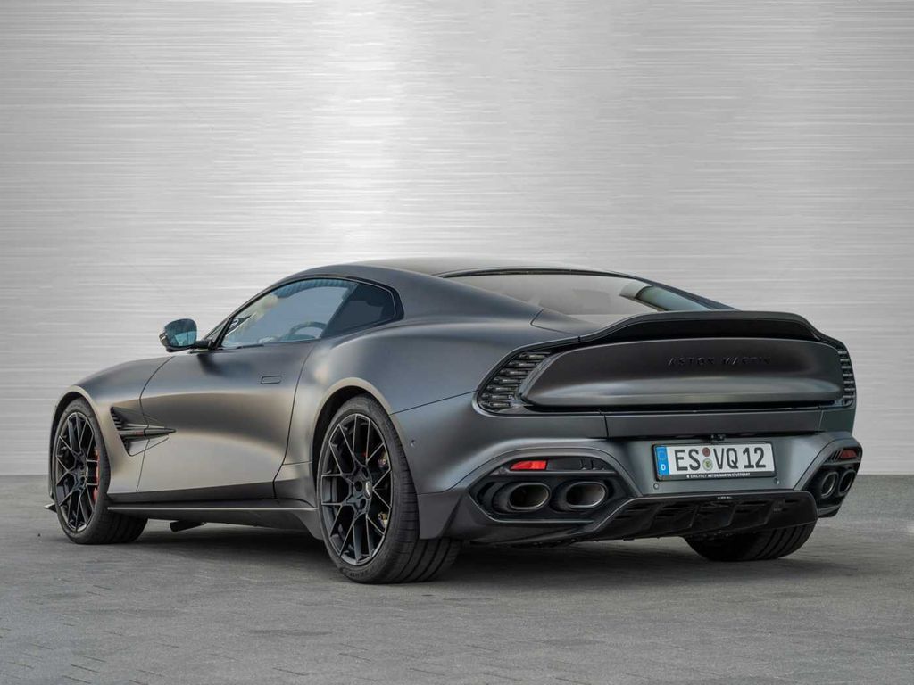 Aston Martin Vanquish 2025