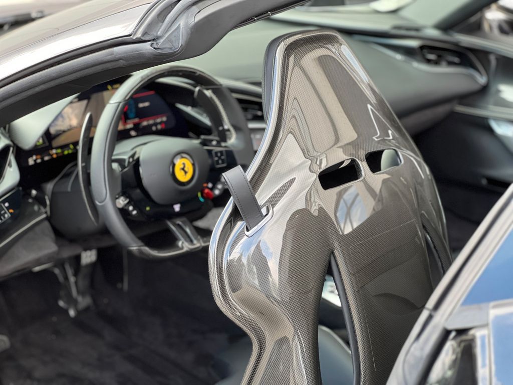 Ferrari SF90 2024