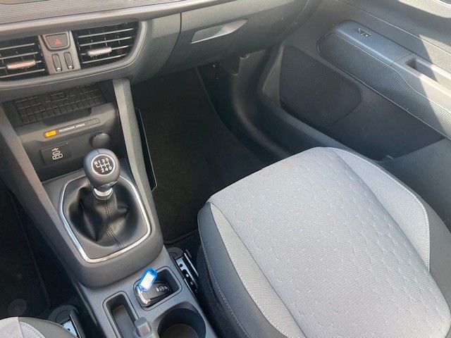 Ford Tourneo Courier 2025