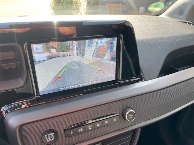 Ford Tourneo Courier 2025