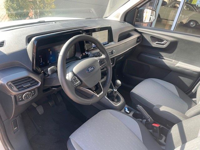 Ford Tourneo Courier 2025