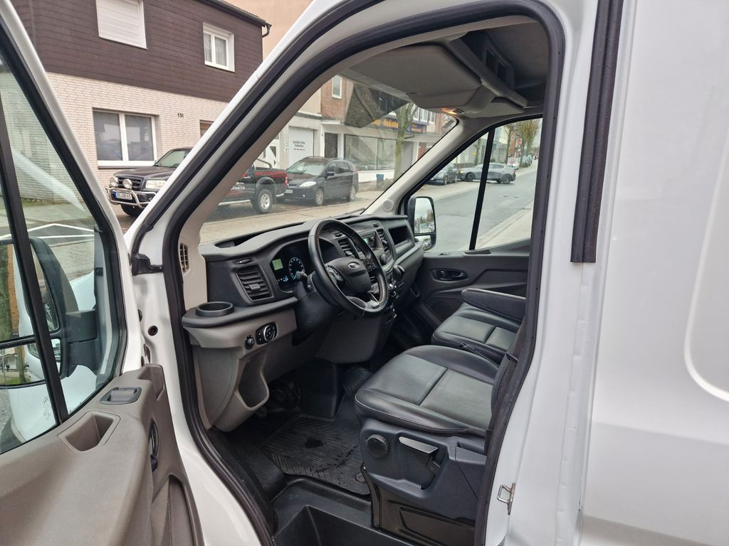 Ford Transit 2019