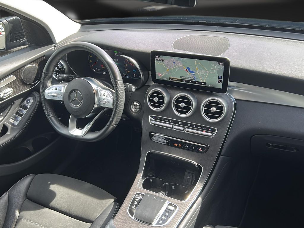 Mercedes-Benz GLC 300 2021