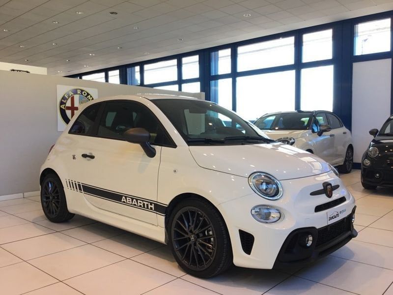 Abarth 595 2024