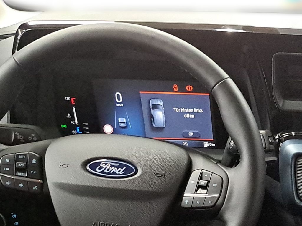 Ford Tourneo Courier 2025