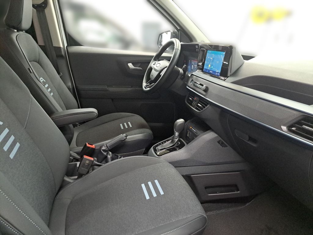 Ford Tourneo Courier 2025