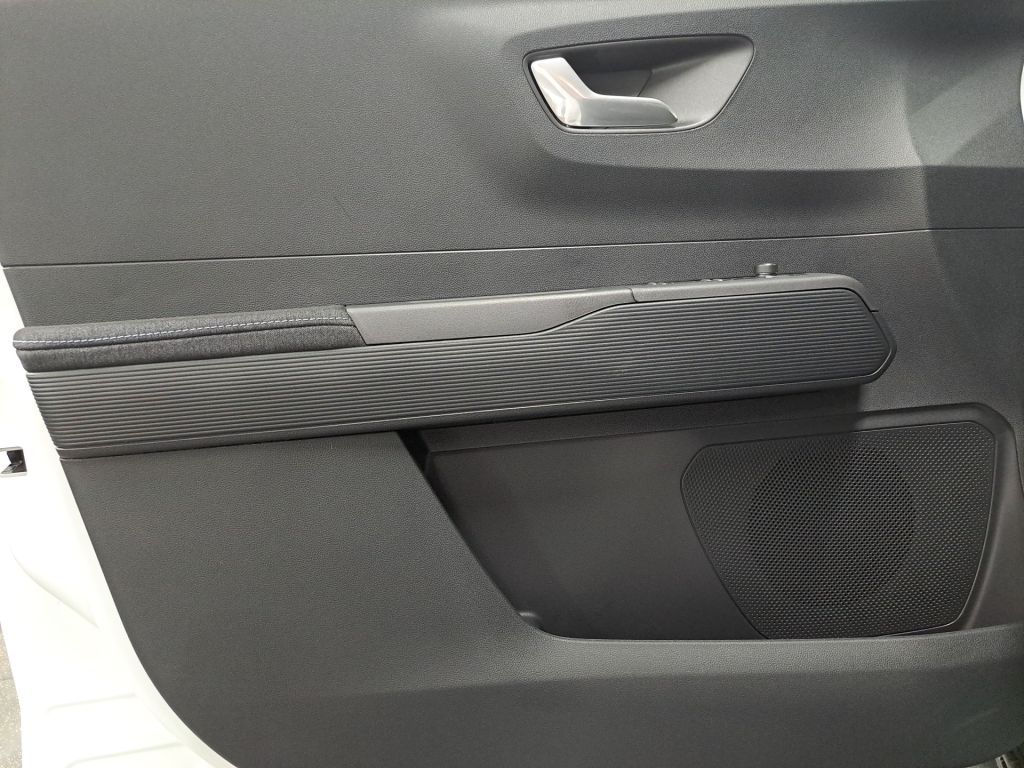 Ford Tourneo Courier 2025