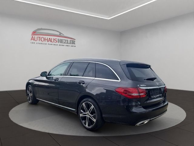 Mercedes-Benz C 300 2021