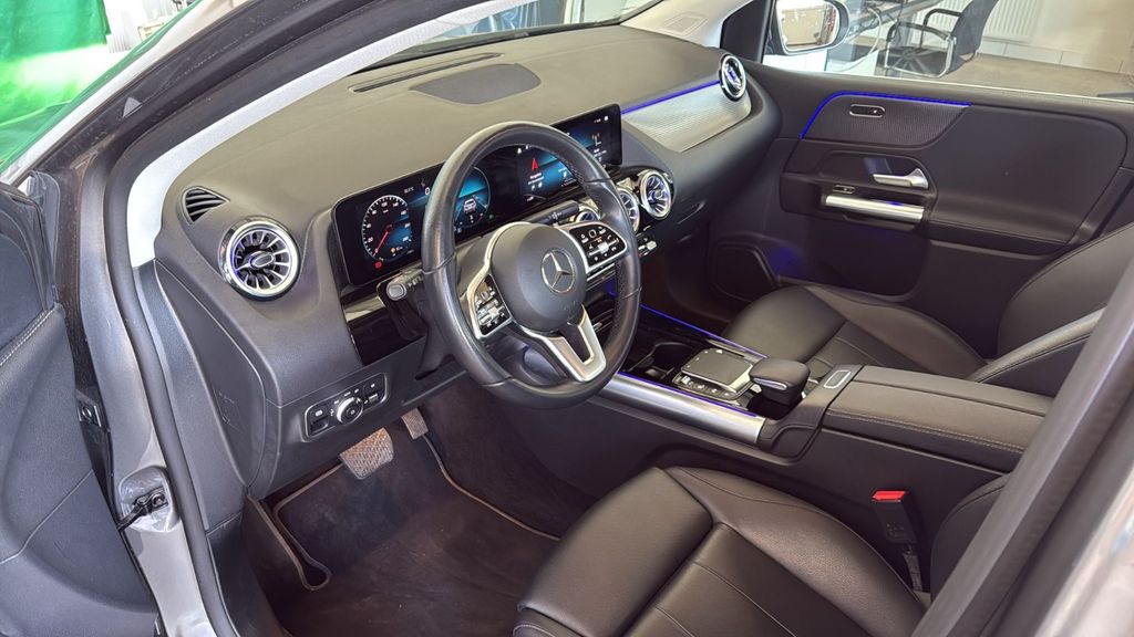 Mercedes-Benz B 200 2021