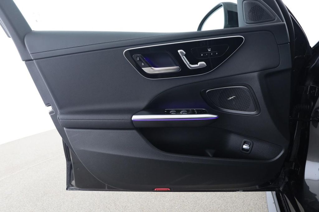 Mercedes-Benz C 220 2025