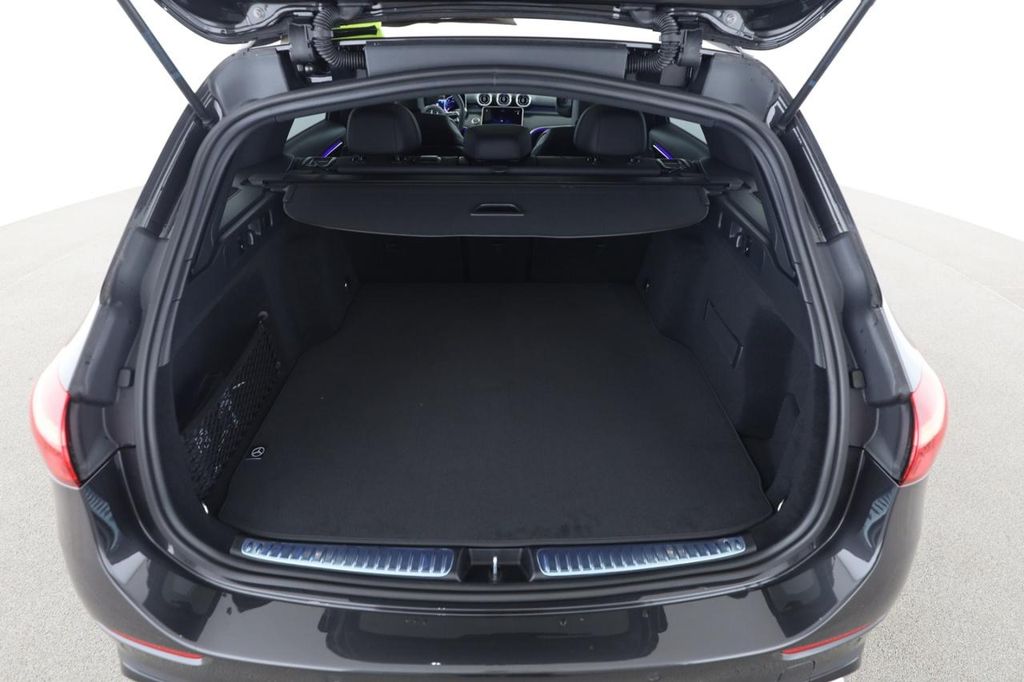 Mercedes-Benz C 220 2025