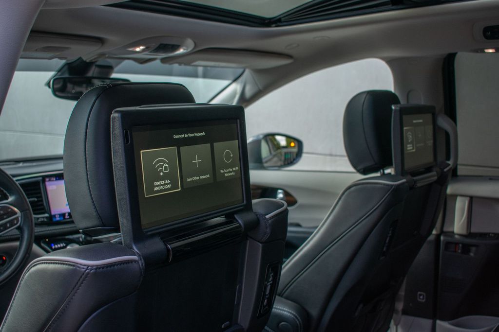 Chrysler Pacifica 2022