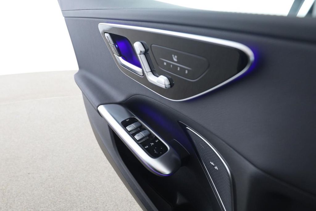 Mercedes-Benz C 220 2025