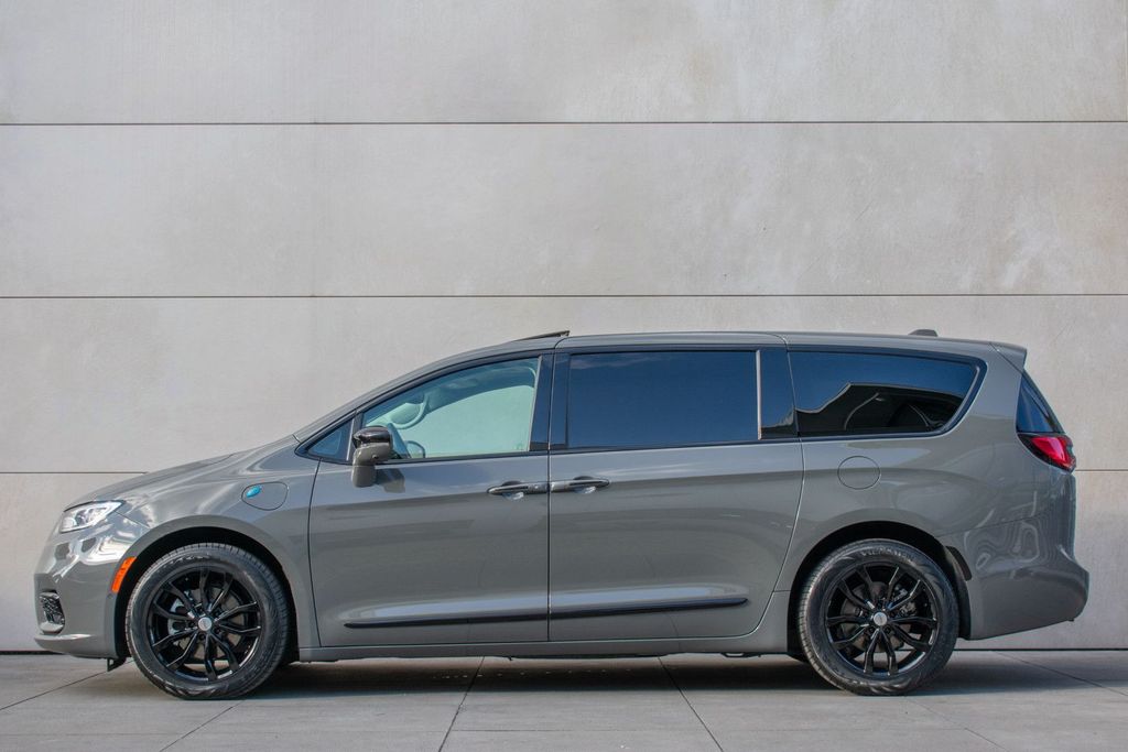 Chrysler Pacifica 2022