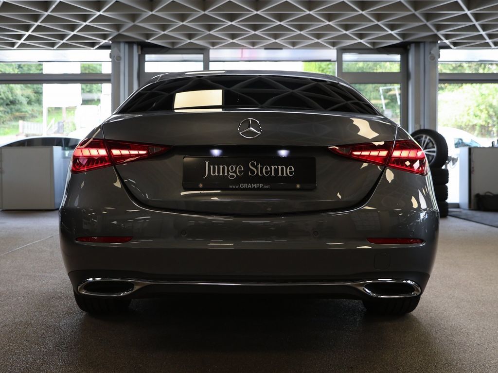 Mercedes-Benz C 200 2024