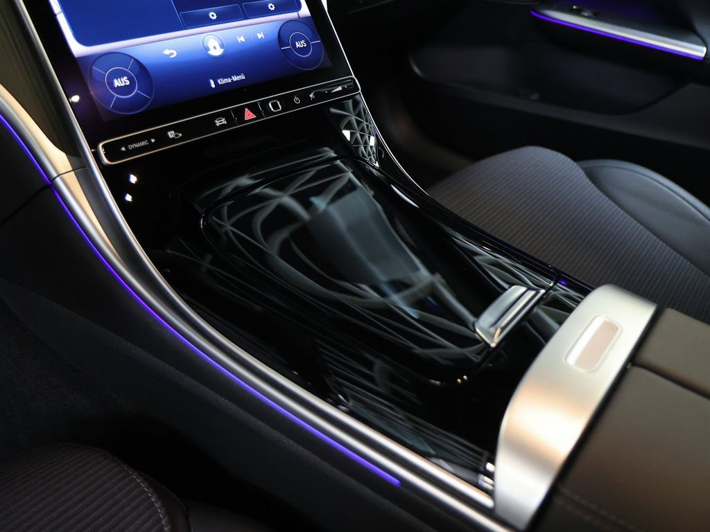 Mercedes-Benz C 200 2024