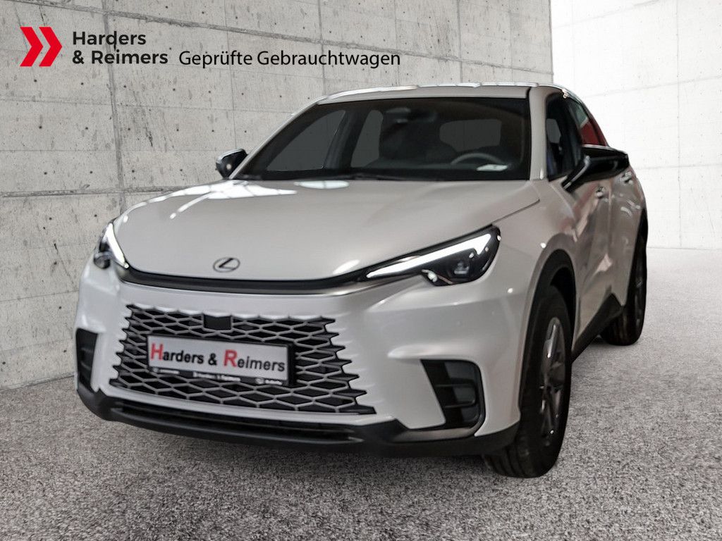 Lexus LBX 2025