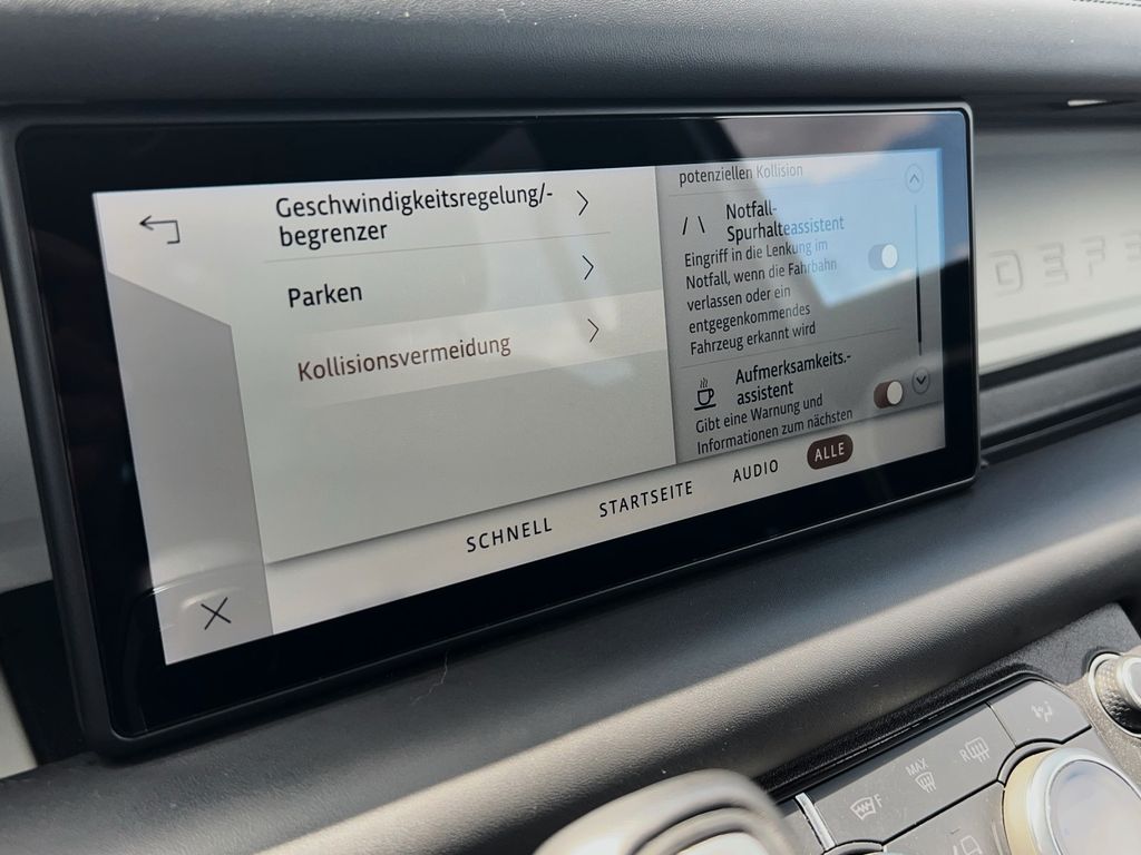 Land Rover Defender 2020