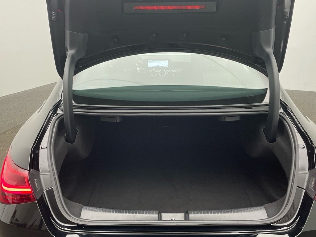 Mercedes-Benz CLA 180 2024