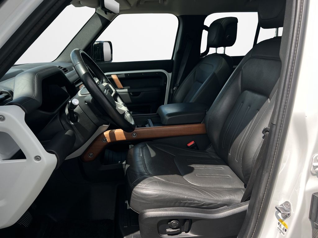 Land Rover Defender 2020