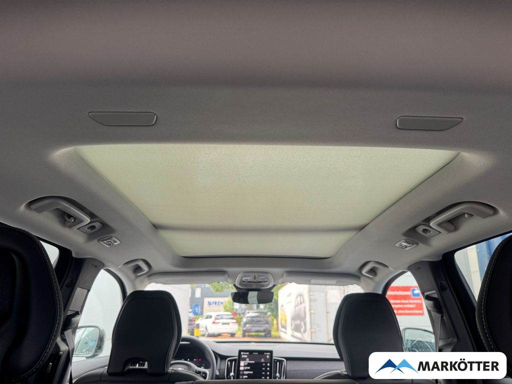 Volvo XC90 2025