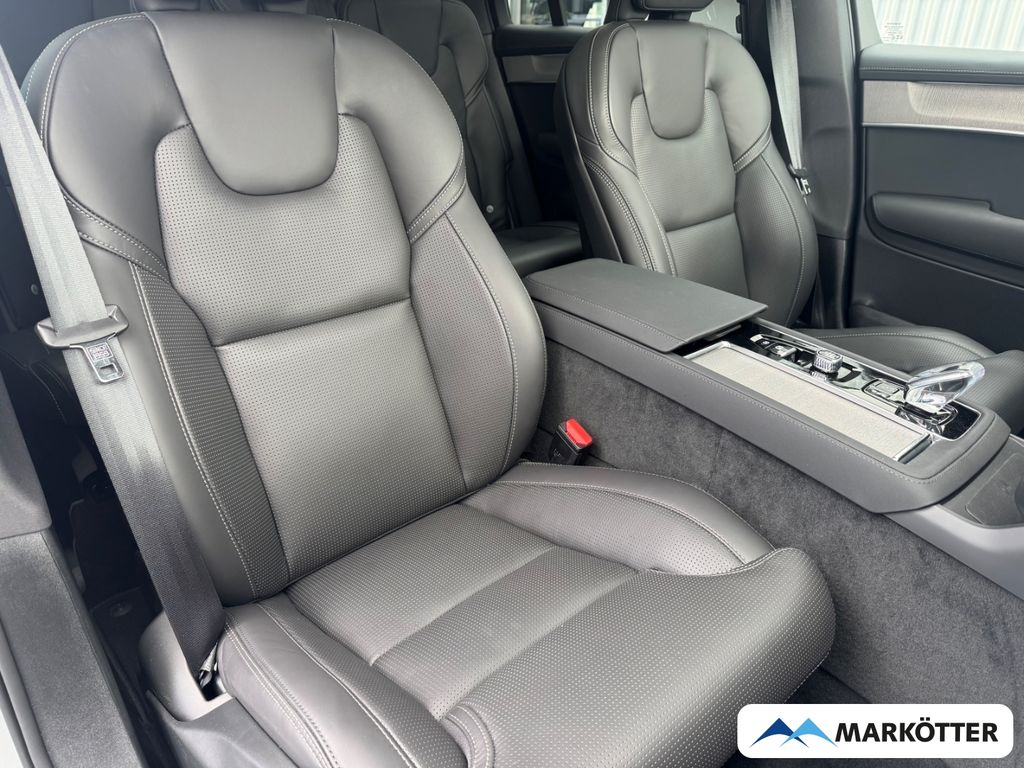 Volvo XC90 2025