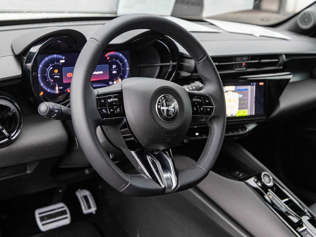 Alfa Romeo Junior 2025