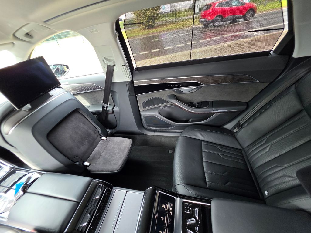 Audi A8 2022