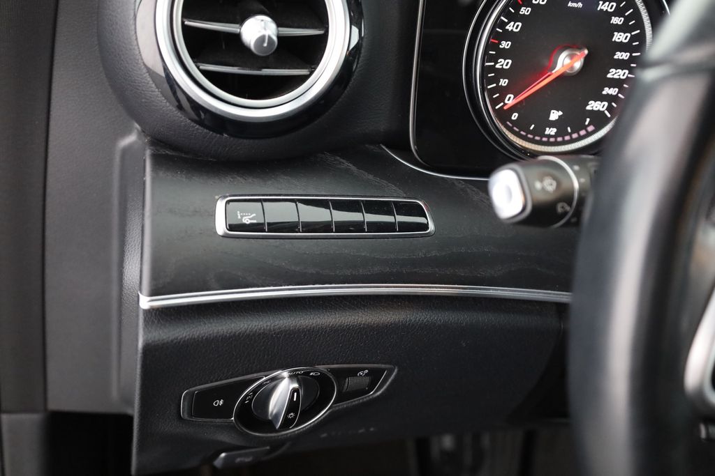 Mercedes-Benz E 300 2020