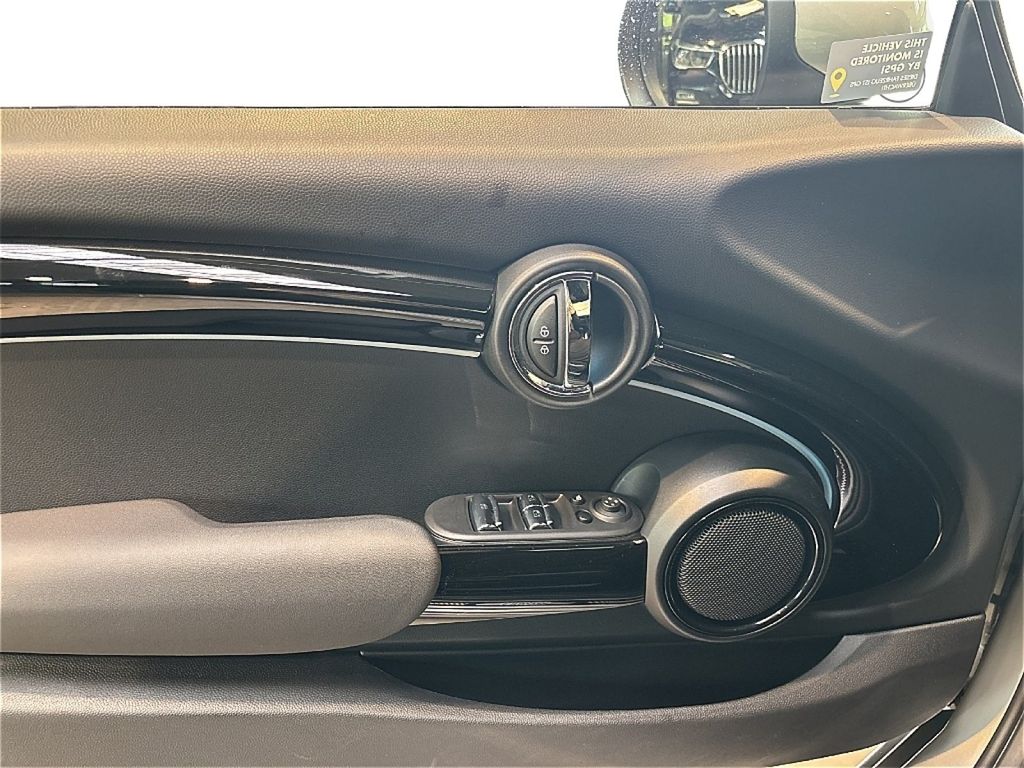 MINI John Cooper Works Cabrio 2023