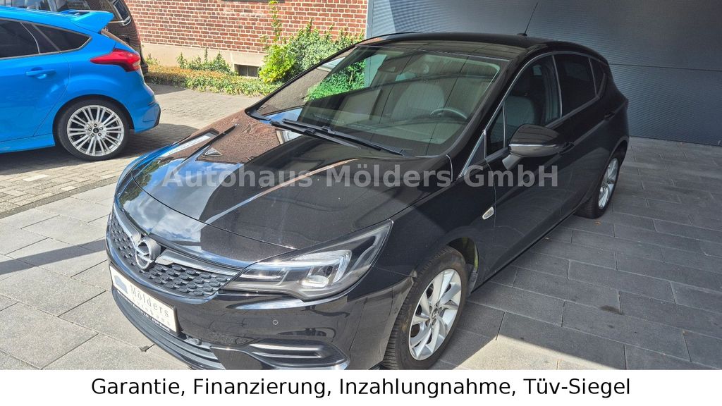 Opel Astra 2021