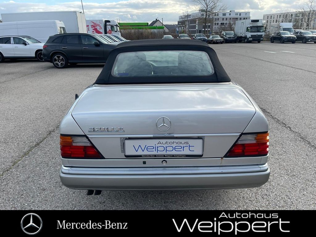 Mercedes-Benz 320 1993
