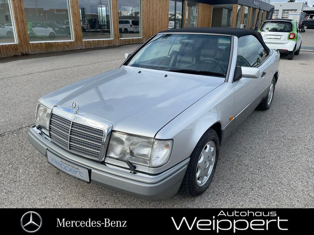Mercedes-Benz 320 1993