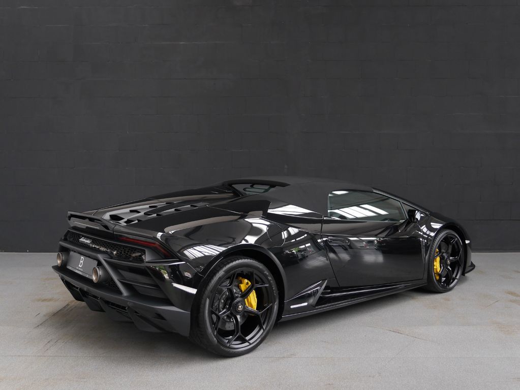 Lamborghini Huracán 2024