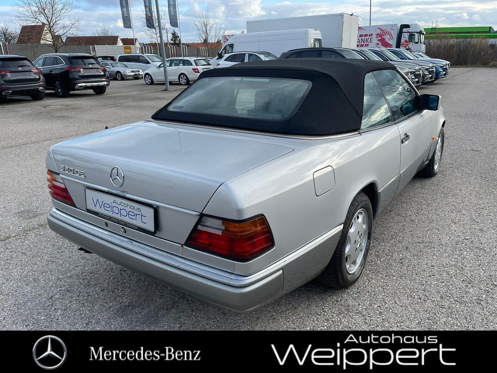 Mercedes-Benz 320 1993