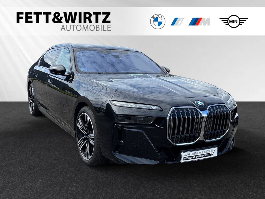 BMW 750 2023