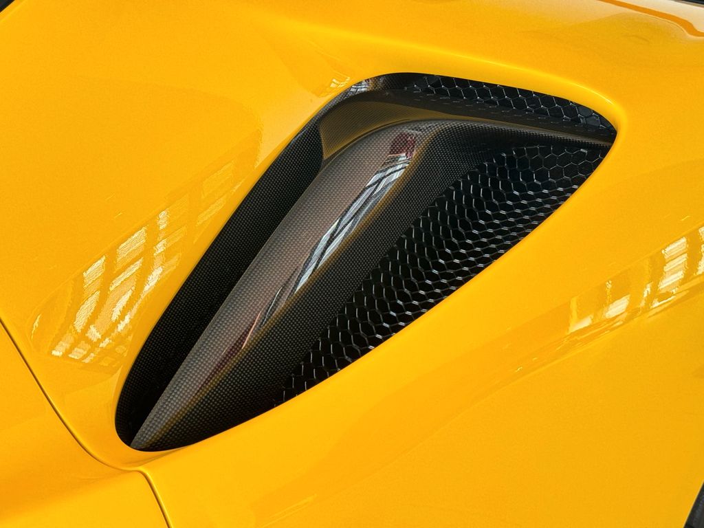 Ferrari SF90 2022