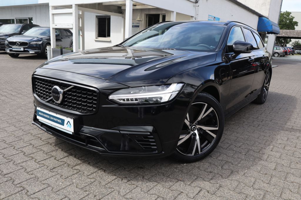 Volvo V90 2022