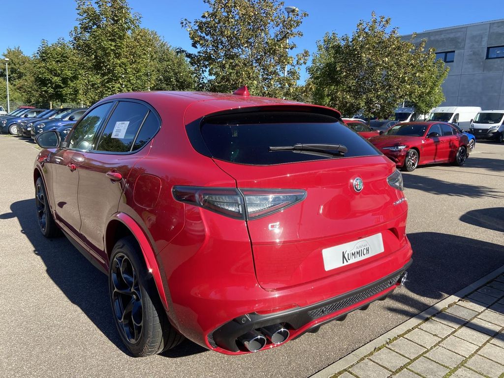 Alfa Romeo Stelvio 2023
