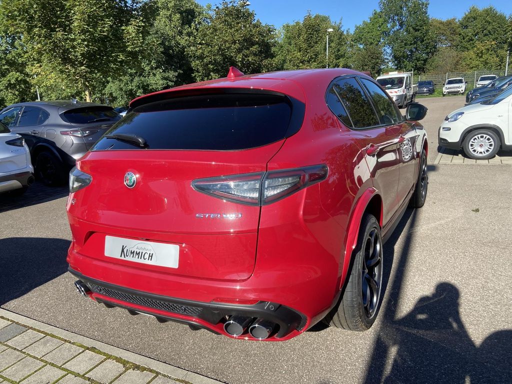 Alfa Romeo Stelvio 2023