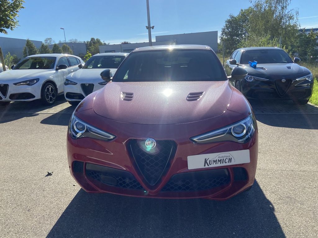 Alfa Romeo Stelvio 2023