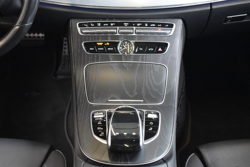 Mercedes-Benz E 300 2019