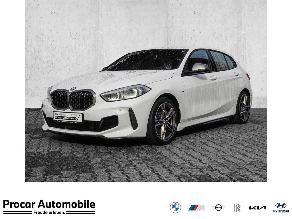 BMW M135 2022