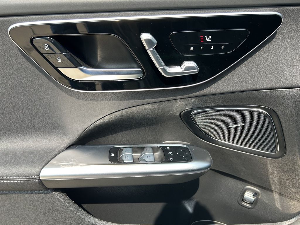 Mercedes-Benz C 220 2025