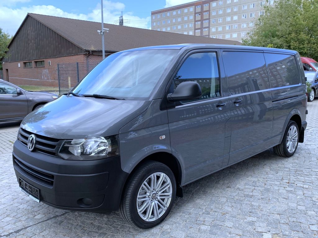 Volkswagen T5 Transporter 2013