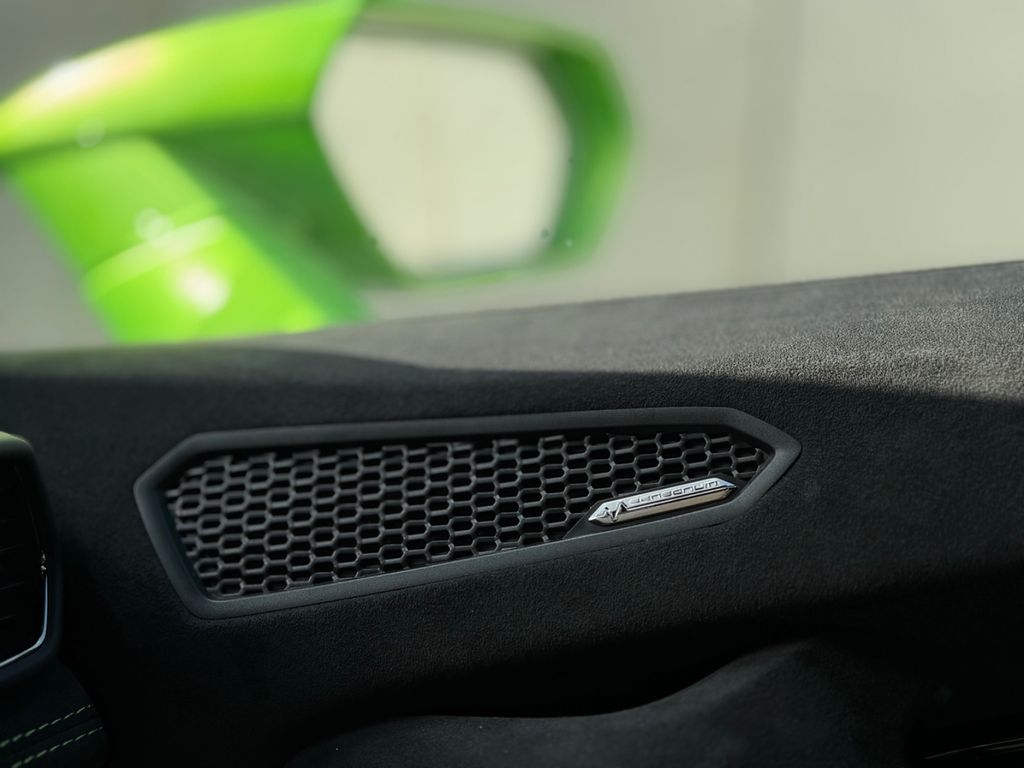 Lamborghini Huracán 2024