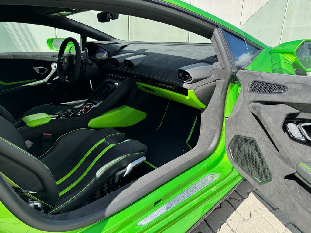 Lamborghini Huracán 2024